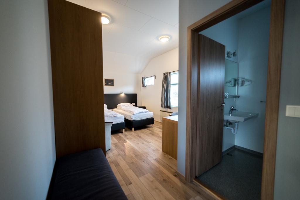 Daeli Guesthouse Víðidalstunga Exteriör bild